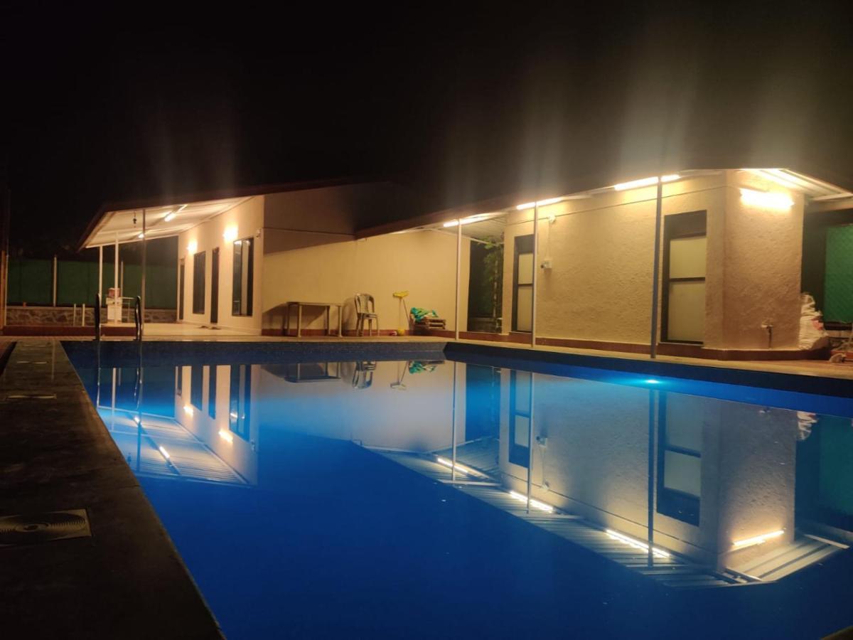 Twinkle Villa 4Bhk Karjat Exterior foto